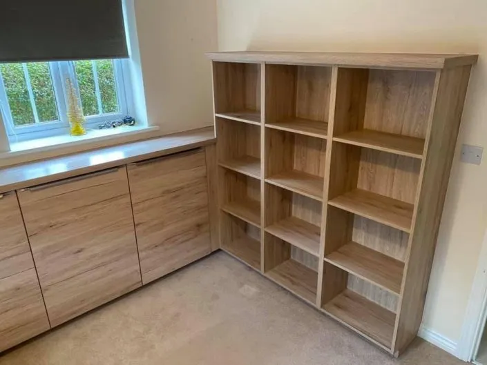 oak-book-shelf-705x529