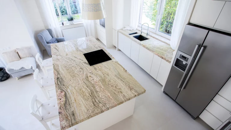 Quartz vs Laminate Worktops: What to Choose in 2025
